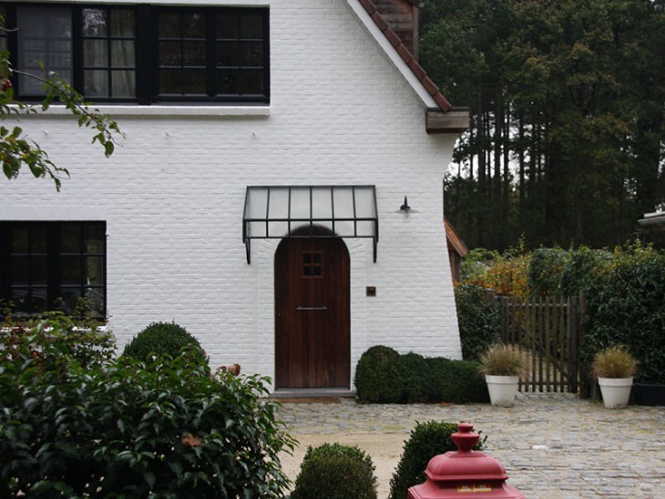 Vord&auml;cher aus Stahl